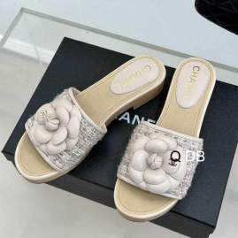 Picture of Chanel Slippers _SKUChanelsz35-40DB03163234